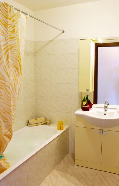La Piazzetta Apartment Менаджо Екстериор снимка